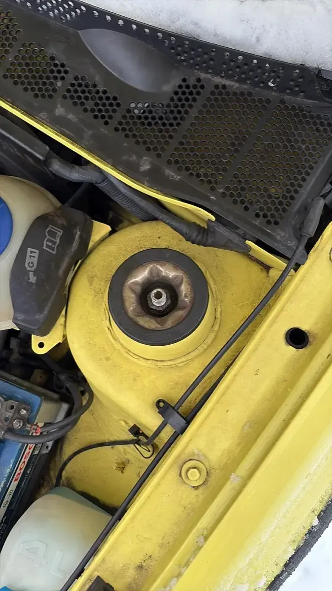 Gebraucht VW Golf III GT 90 PS (66 kW) 1995 Gelb Kleinwagen