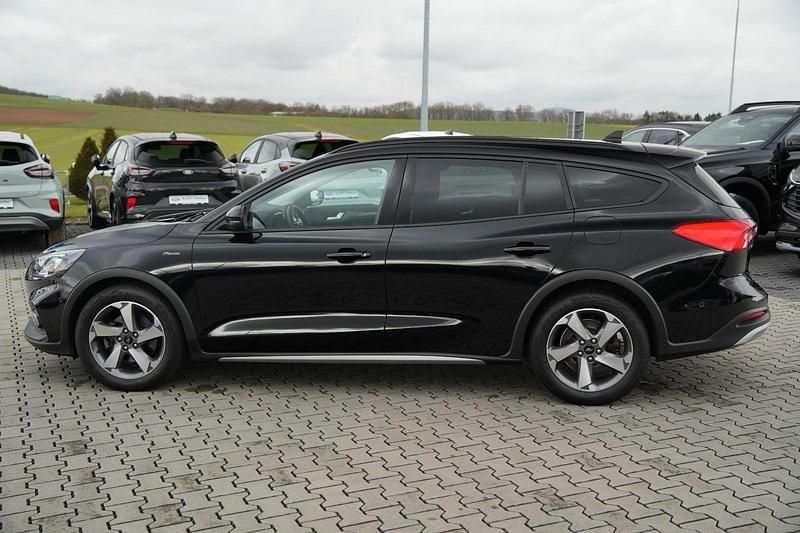 Usata Ford Focus Active 155 CV (114 kW) 2021 Nero Station wagon
