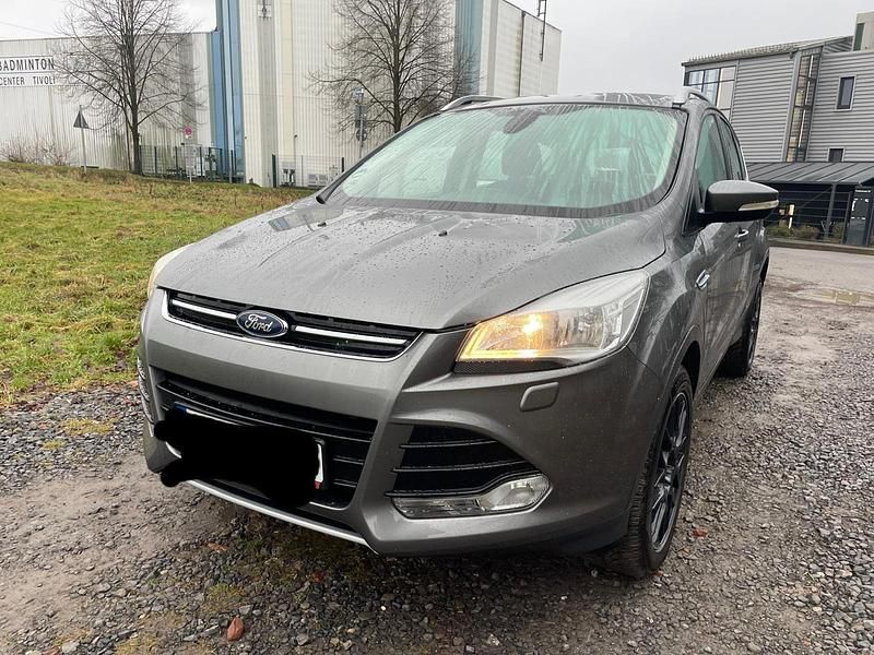 Gebraucht Ford Kuga 149 PS (109 kW) 2013 Grau SUV