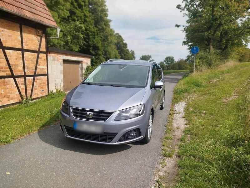 Violet Gebraucht 2016 Seat Alhambra Van / Kleinbus | 22.300 € (Fairer Preis) - Bild 1/4