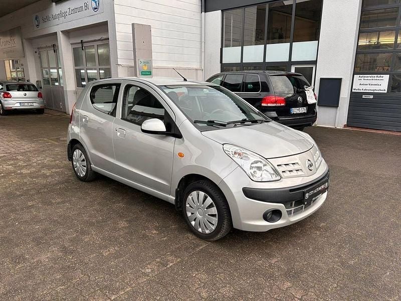 Silber Gebraucht 2009 Nissan Pixo Acenta Kleinwagen | 4.990 € (Fairer Preis) - Bild 1/4