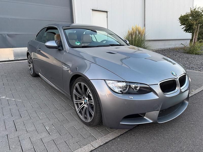 Gebraucht BMW M3 Cabriolet 420 PS (308 kW) 2013 Grau Cabrio