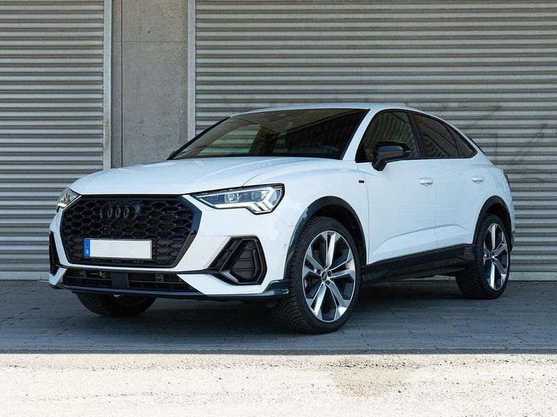 Weiß Gebraucht 2023 Audi Q3 Sportback S-Line SUV | 40.300 € (Fairer Preis) - Bild 1/4