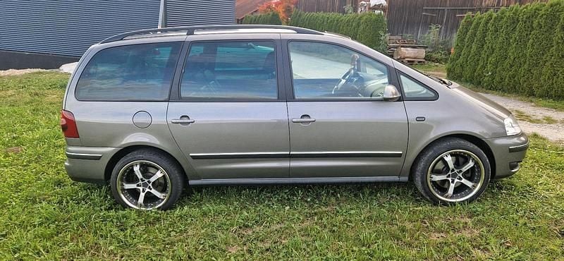 Brugt VW Sharan Highline 150 HK (110 kW) 2009 Grå MPV