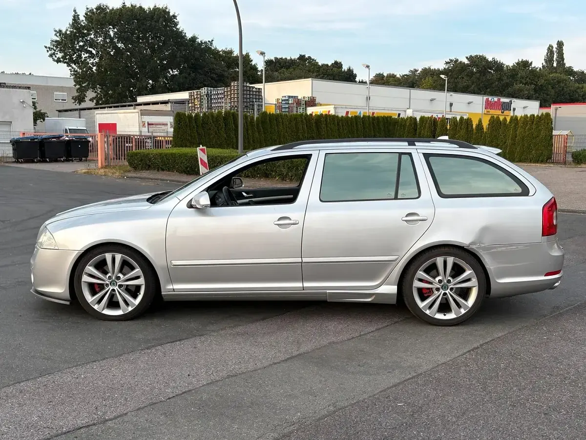 Gebraucht Skoda Octavia RS 170 PS (125 kW) 2007 Silber Kombi