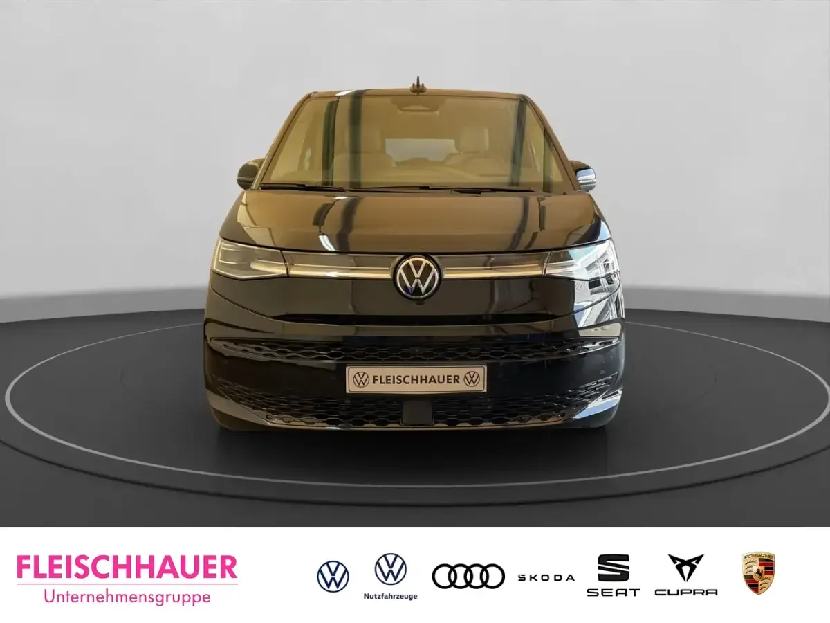 Neu VW Multivan Life 177 PS (130 kW) 2026 Blau Van / Kleinbus