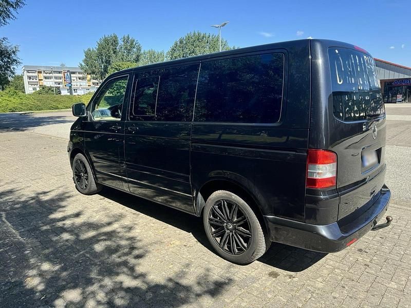 Używany VW T5 174 KM (127 kW) 2008 Czarny Van
