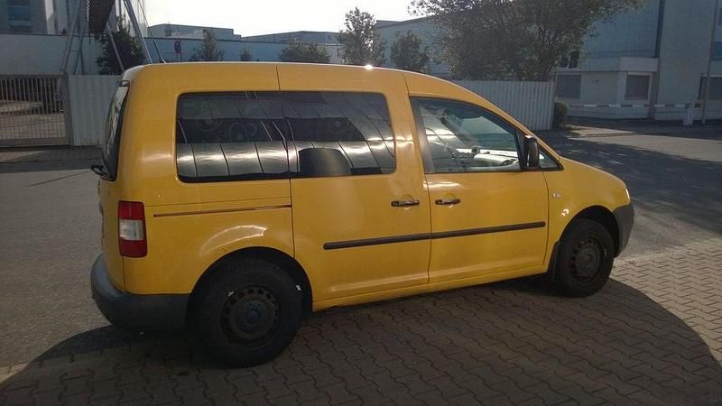 Gebraucht VW Caddy 69 PS (50 kW) 2004 Gelb Van / Kleinbus