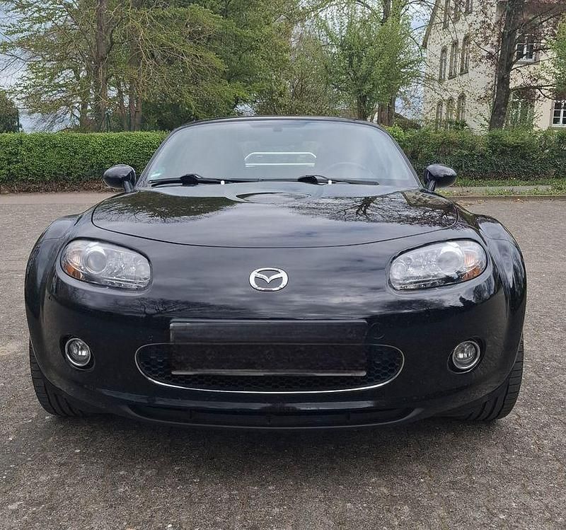 Second-hand Mazda MX5 160 CP (117 kW) 2008 Negru Cabrio