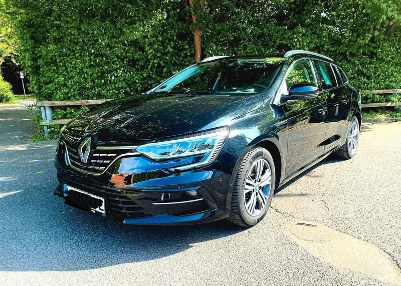 Schwarz Gebraucht 2021 Renault Mégane IV Kombi | 18.399 € (Fairer Preis) - Bild 1/4