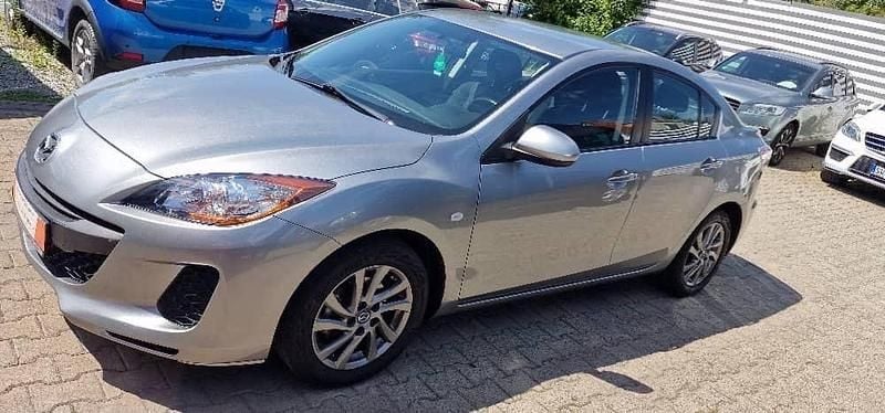 Silber Gebraucht 2012 Mazda 3 Limousine | 7.595 € (Fairer Preis) - Bild 1/4