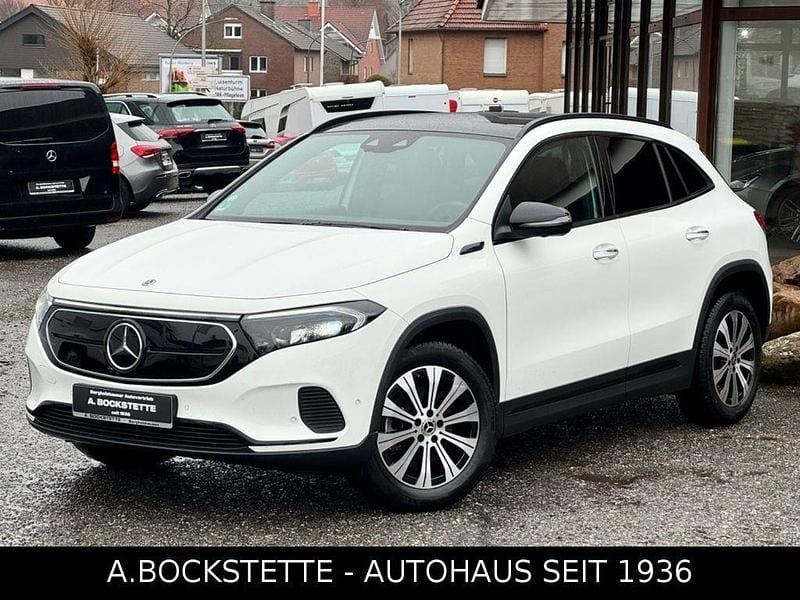 Gebraucht Mercedes EQA250 139 kW (190 PS) 2022 Weiß SUV