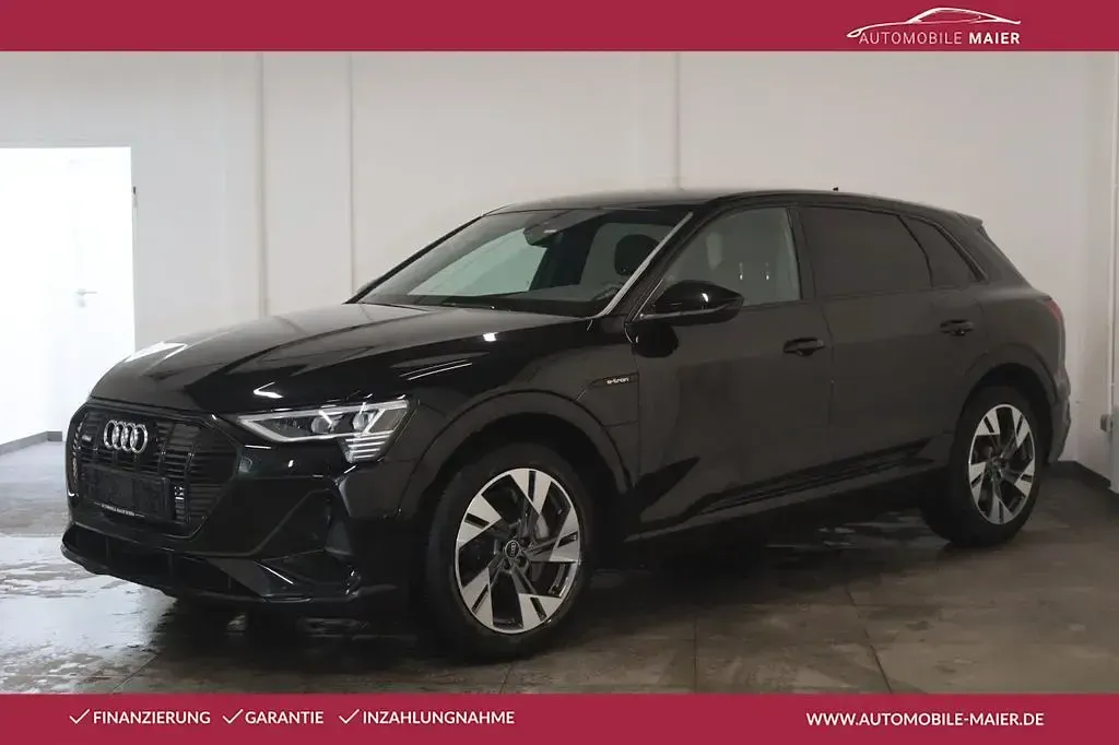 Gebraucht Audi e-tron S-Line 300 kW (408 PS) 2023 Mythosschwarz metallic SUV