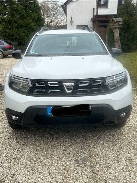 Gebraucht Dacia Duster 114 PS (83 kW) 2022 Weiß SUV