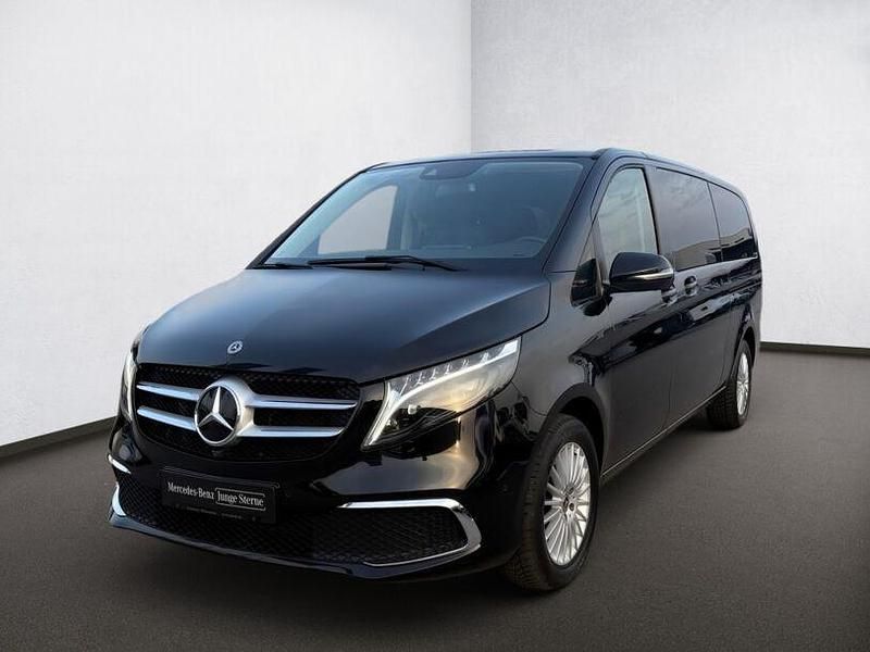 Gebraucht Mercedes V300 Avantgarde 237 PS (174 kW) 2024 Obsidianschwarz Van / Kleinbus