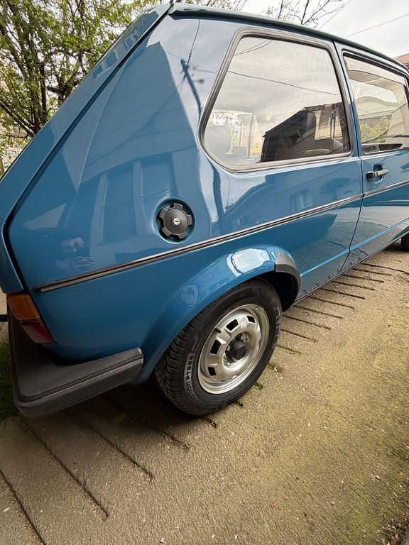 Second-hand VW Golf II 54 CP (39 kW) 1983 Albastru Hatchback