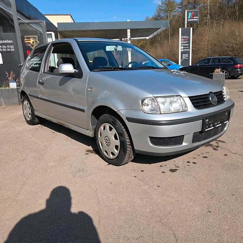 Gebraucht VW Polo 60 PS (44 kW) 2001 Silber Kleinwagen