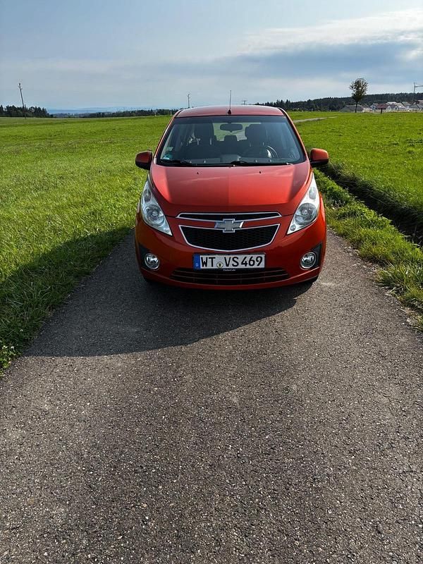Orange Gebraucht 2010 Chevrolet Spark LS Kleinwagen | 1.500 € (Guter Preis) - Bild 1/4