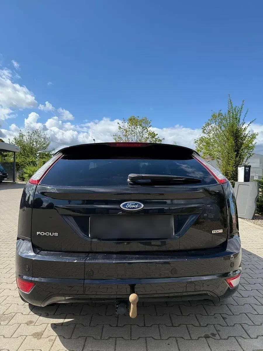 Gebraucht Ford Focus Titanium 109 PS (80 kW) 2011 Schwarz Kombi