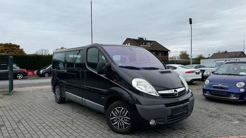 Schwarz Gebraucht 2011 Opel Vivaro Van | 7.999 € (Fairer Preis) - Bild 1/4