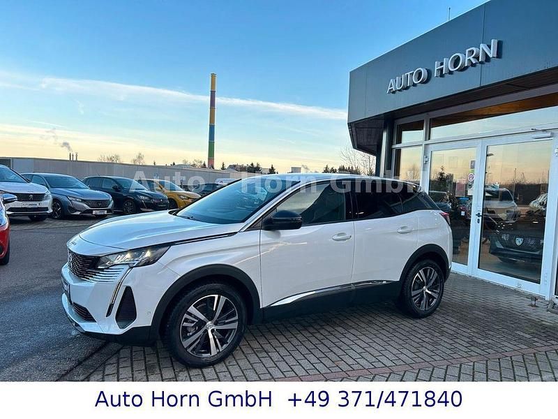 Weiß Gebraucht 2024 Peugeot 3008 Allure SUV | 21.840 € (Guter Preis) - Bild 1/4