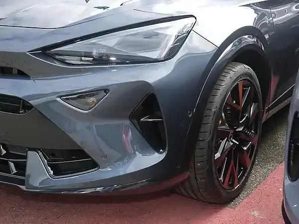 Neu Cupra Formentor 333 PS (244 kW) 2026 Magnetic grau SUV