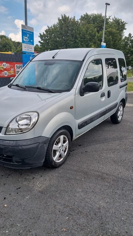 Silber Gebraucht 2004 Renault Kangoo Van / Kleinbus | 1.250 € (Superpreis) - Bild 1/4