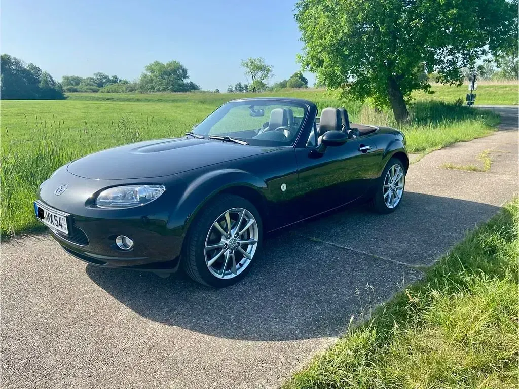 Używany Mazda MX5 126 KM (92 kW) 2008 Czarny Kabriolet
