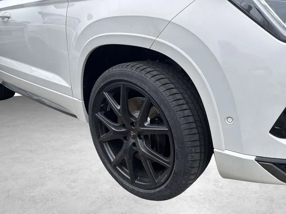 Neu Cupra Ateca VZ 300 PS (220 kW) 2026 Bila weiss SUV
