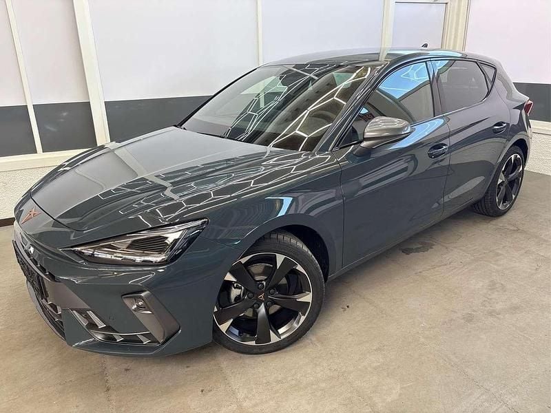 Fjord blau Neu 2025 Cupra Leon Limousine | 31.330 € (Superpreis) - Bild 1/4