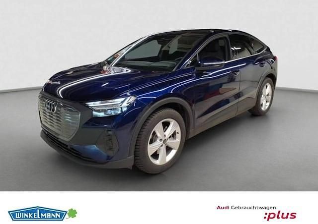 Navarrablau metallic Gebraucht 2025 Audi Q4 Sportback e-tron Ambiente SUV | 54.950 € - Bild 1/3