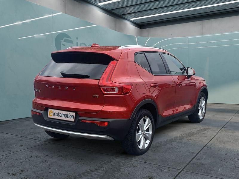 Gebraucht Volvo XC40 Core 163 PS (119 kW) 2024 Rot SUV