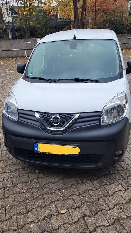 Weiß Gebraucht 2022 Nissan NV250 Comfort Van | 7.200 € - Bild 1/4