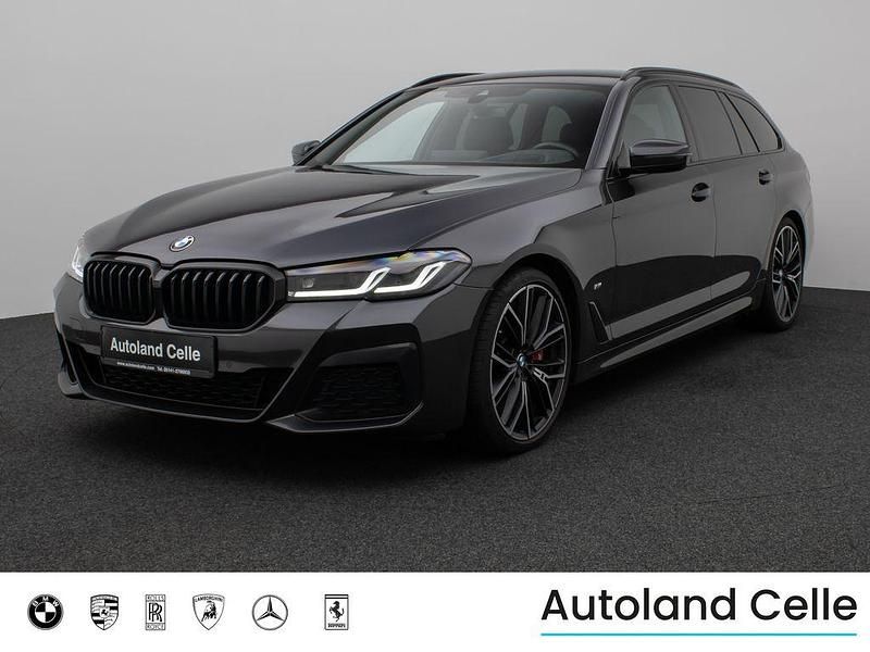 Sophistograu brillantefffeschwarz Gebraucht 2022 BMW 540 M Sport Limousine | 41.499 € (Fairer Preis) - Bild 1/4