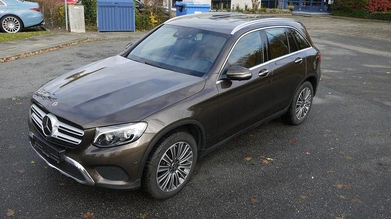Gebraucht Mercedes GLC250 204 PS (150 kW) 2017 Braun SUV