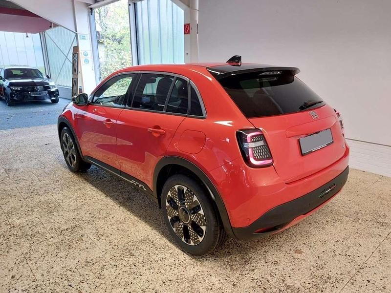 Gebraucht Fiat 600 La Prima 114 kW (156 PS) 2023 Sun of italy SUV