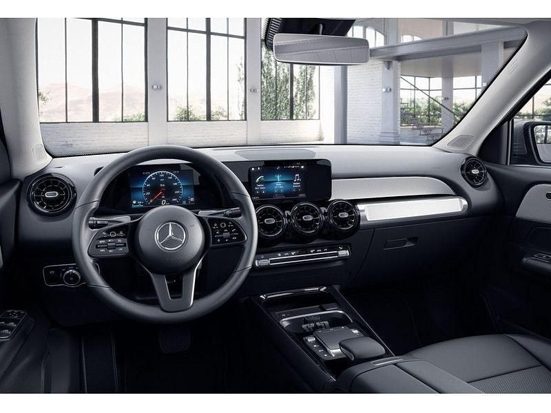 Gebraucht Mercedes GLB200 150 PS (110 kW) 2023 Mountaingrau SUV