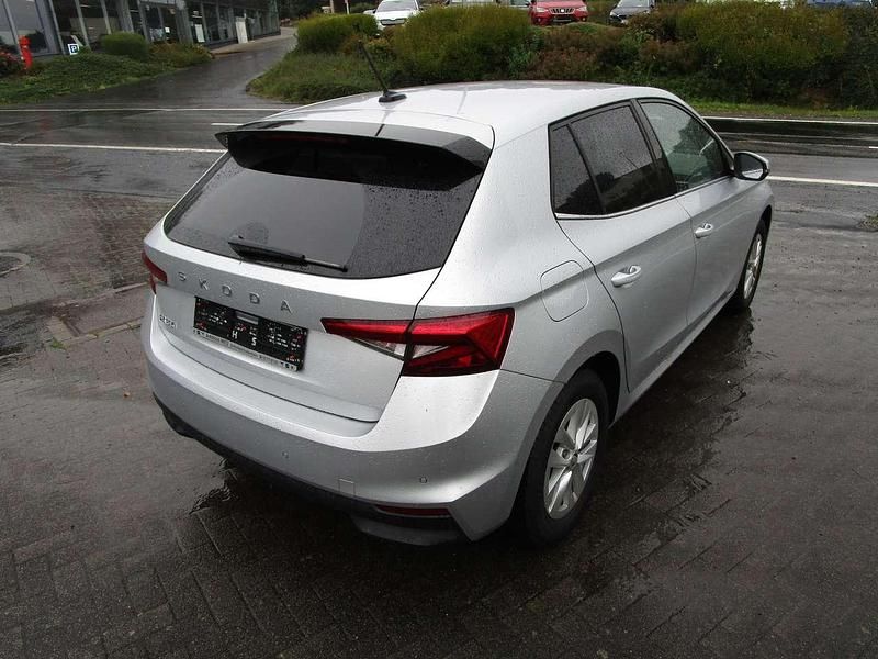 Gebraucht Skoda Fabia Selection 95 PS (69 kW) 2024 Silber Kleinwagen