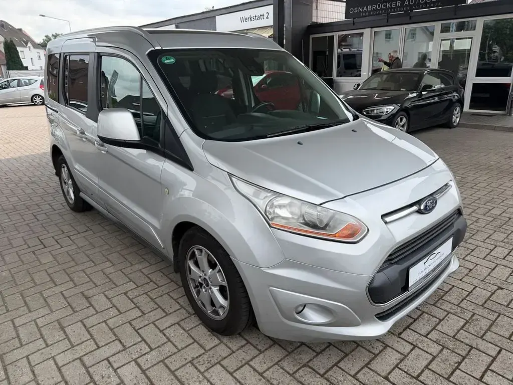 Gebraucht Ford Tourneo Connect Titanium 116 PS (85 kW) 2014 Grau Van / Kleinbus