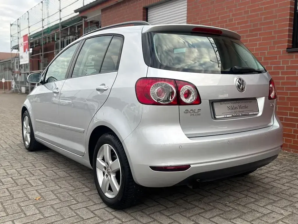 Gebraucht VW Golf Plus Comfortline 105 PS (77 kW) 2010 Silber Van / Kleinbus