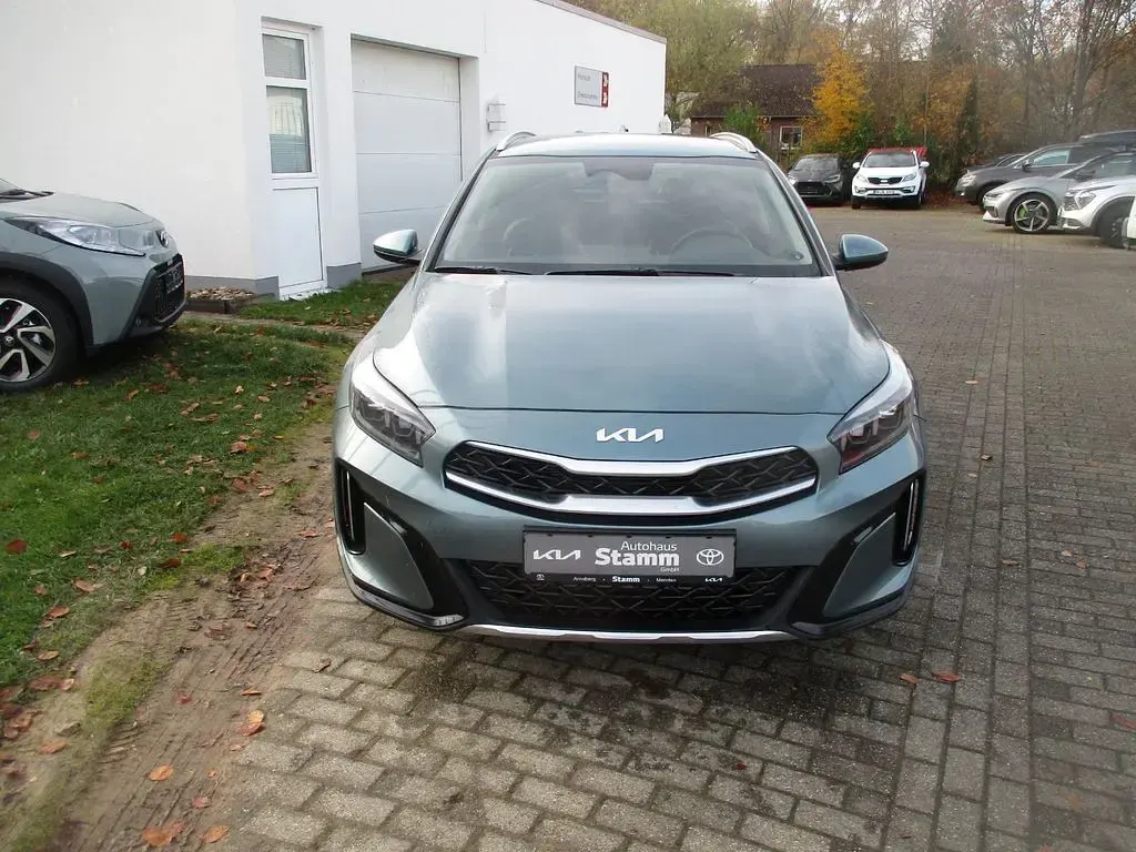 Gebraucht Kia XCeed Comfort 101 PS (74 kW) 2024 Grau SUV