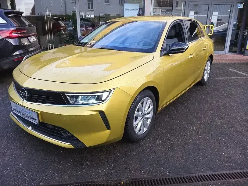 Gebraucht Opel Astra Elegance 131 PS (96 kW) 2022 Gelb Limousine