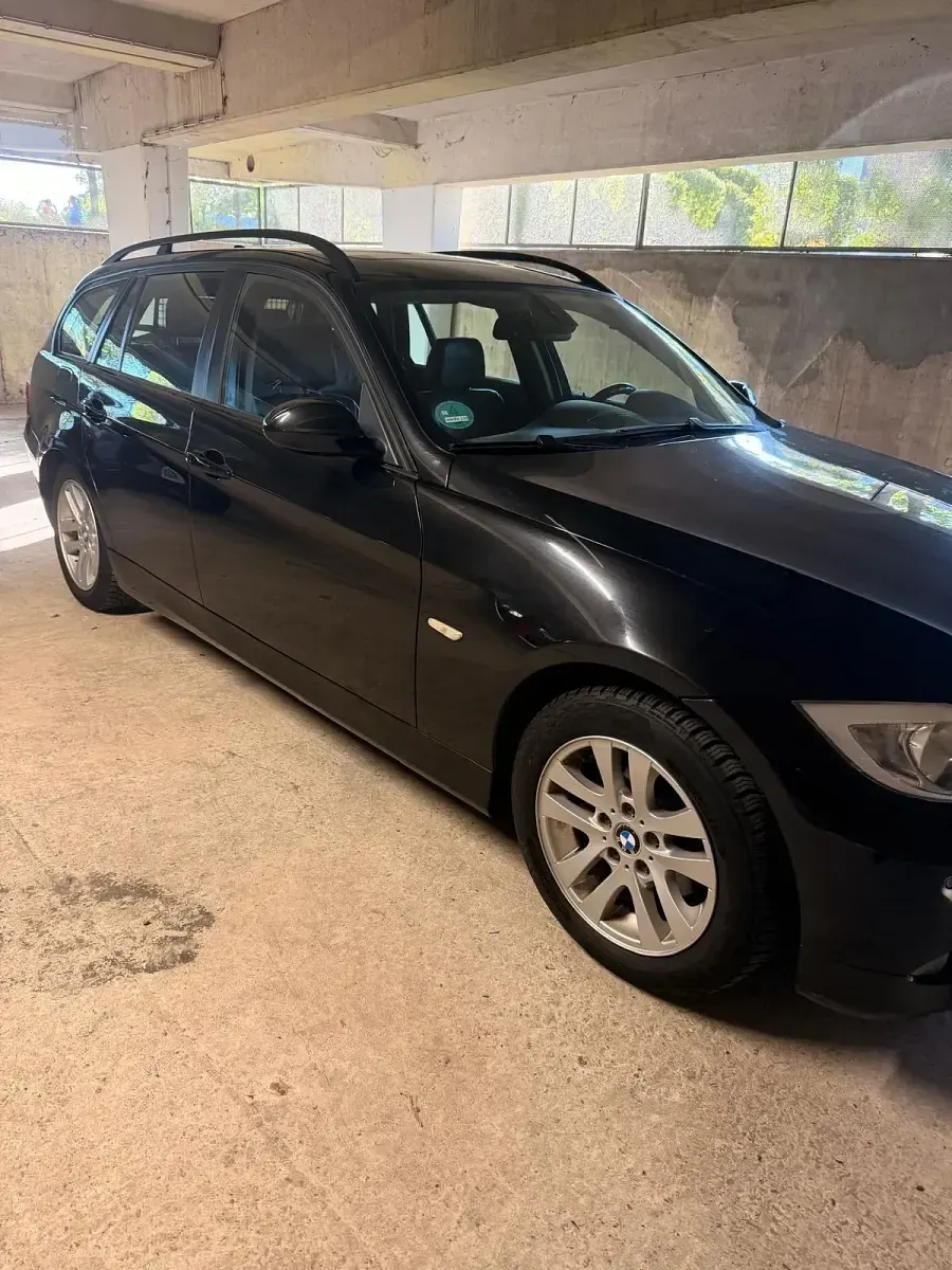 Gebraucht BMW 320 130 PS (95 kW) 2007 Schwarz Kombi