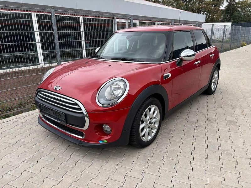 Rot Gebraucht 2017 Mini ONE Kleinwagen | 10.900 € (Guter Preis) - Bild 1/4