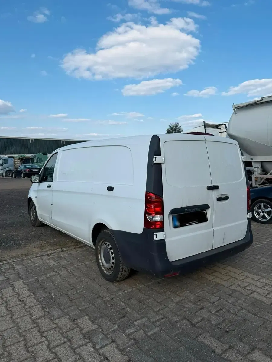 Gebraucht Mercedes Vito 114 PS (83 kW) 2016 Weiß Van