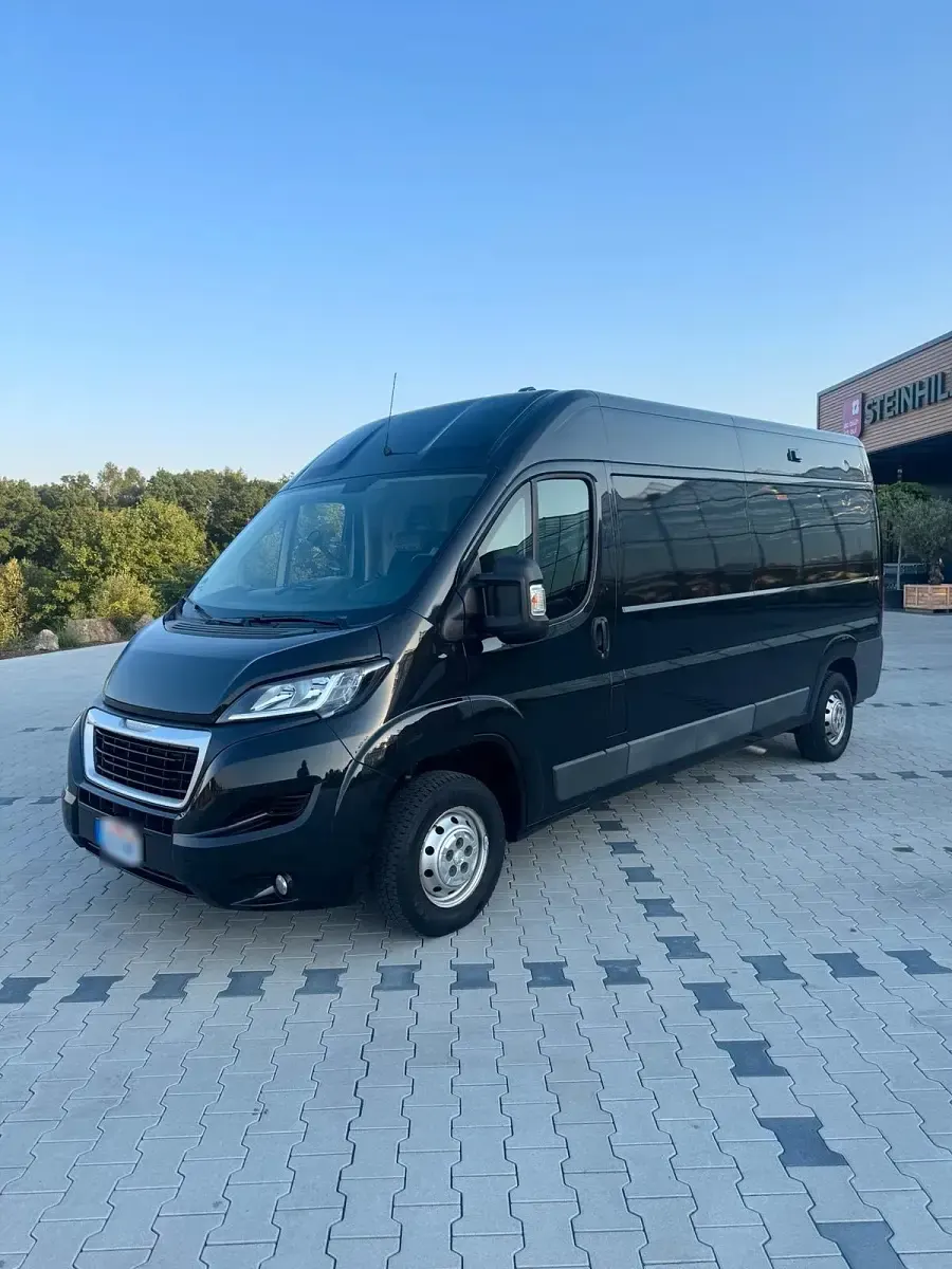 Gebraucht Peugeot Boxer 160 PS (117 kW) 2017 Schwarz Van