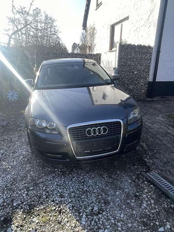 Gebraucht Audi A3 Ambiente 125 PS (91 kW) 2007 Grau Kleinwagen
