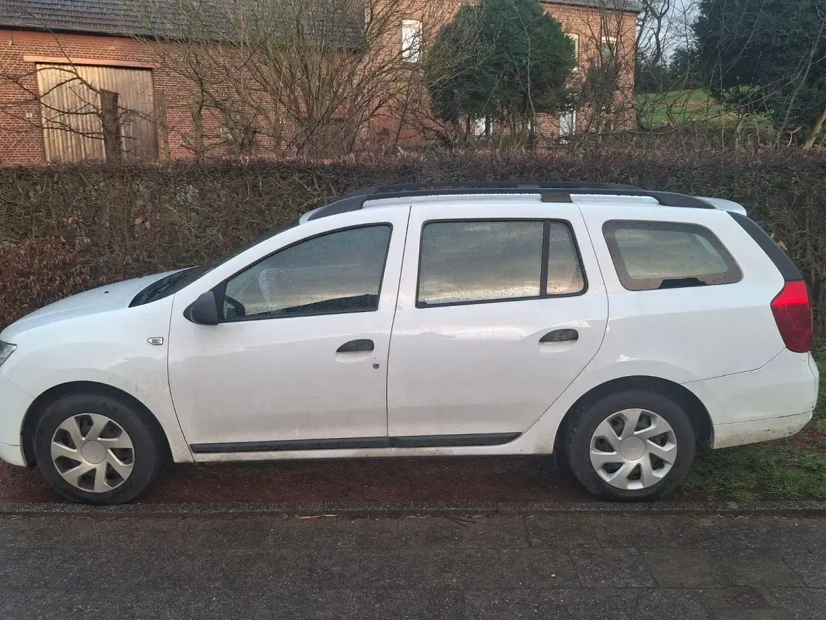 Gebraucht Dacia Logan MCV Acces 73 PS (53 kW) 2018 Weiß Kombi