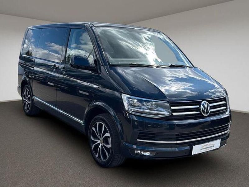 Usado VW Multivan Style 150 CV (110 kW) 2017 Negro Monovolumen