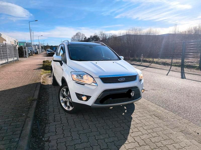 Gebraucht Ford Kuga 140 PS (102 kW) 2011 Weiß SUV